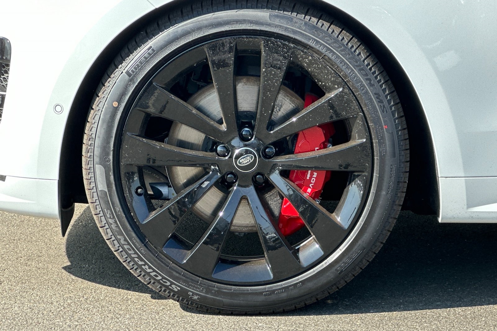 2025 Land Rover Range Rover Sport SE photo 28