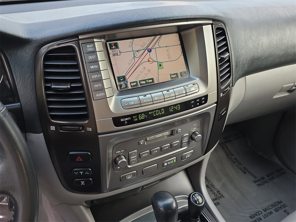 2006 Toyota Land Cruiser Base photo 18