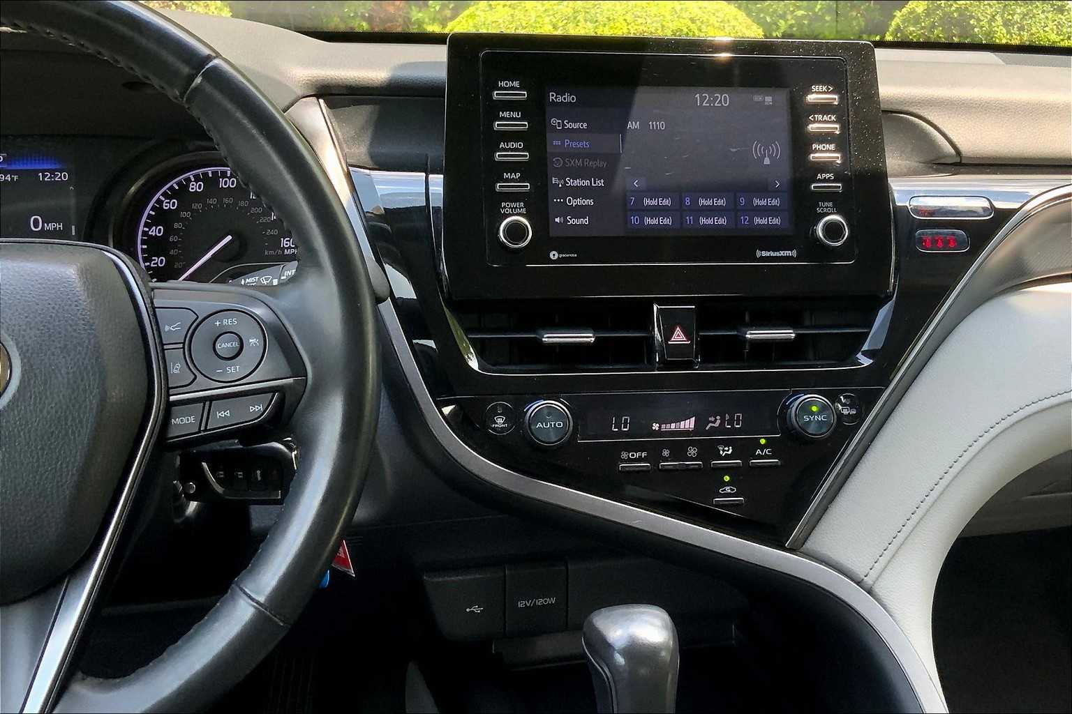 2024 Toyota Camry SE photo 6