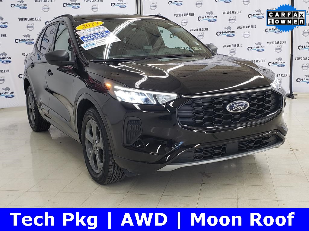 2023 Ford Escape ST-Line's photo