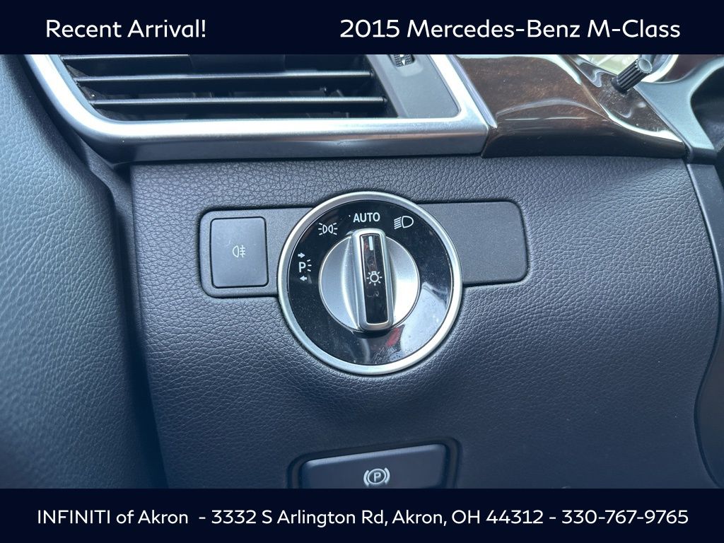 2015 Mercedes Benz ML 350 4MATIC photo 49