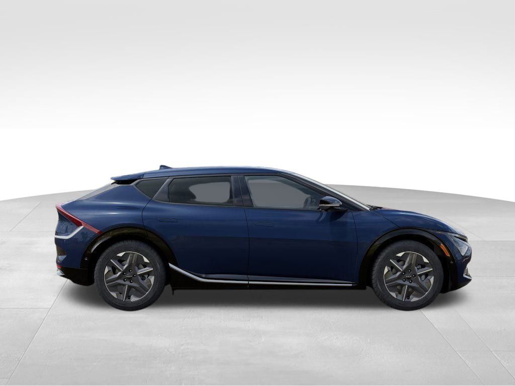 2025 Kia EV6 Light photo 7