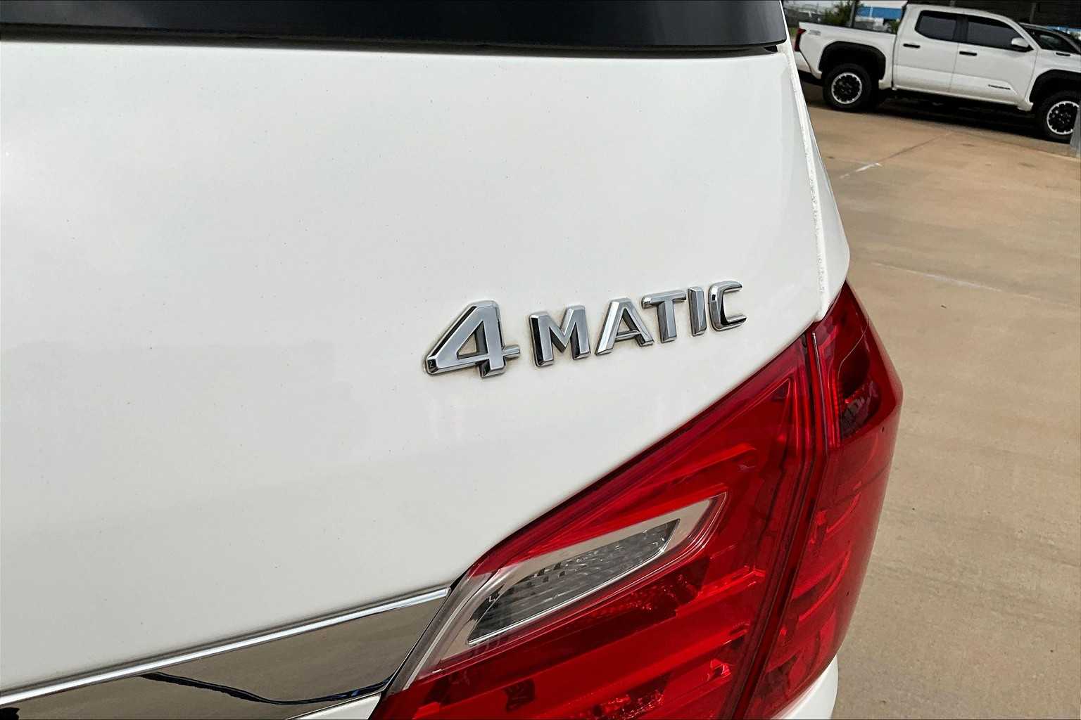 2016 Mercedes Benz GL 450 photo 9