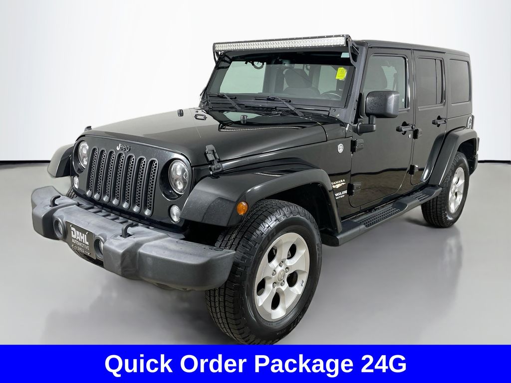 2015 Jeep Wrangler Unlimited Sahara photo 3