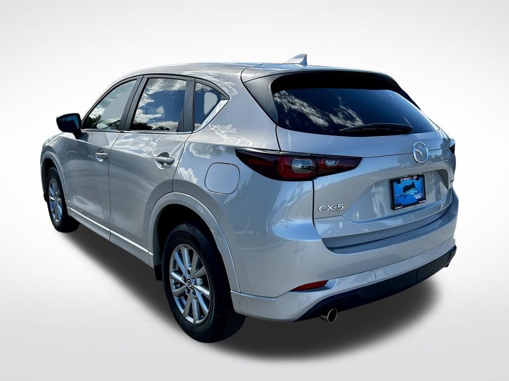 2024 Mazda CX-5 2.5 Select photo 3