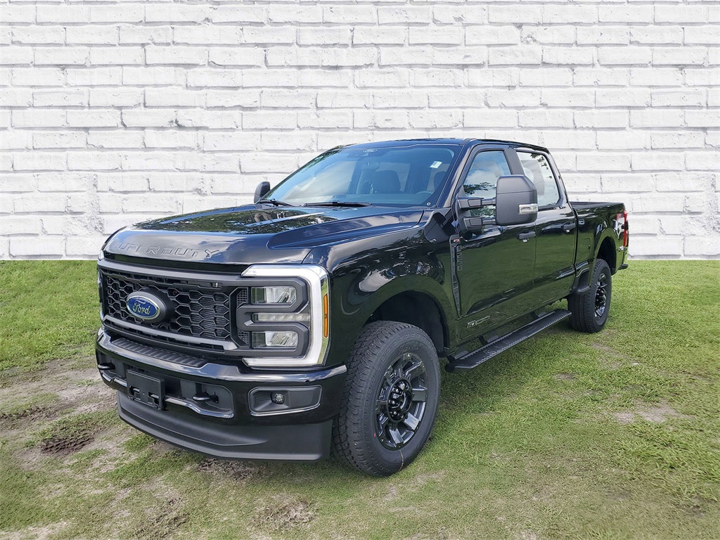 2025 Ford F-250 XL photo 4