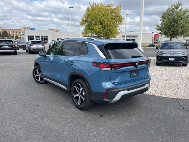 2025 Volkswagen Tiguan SE photo 3