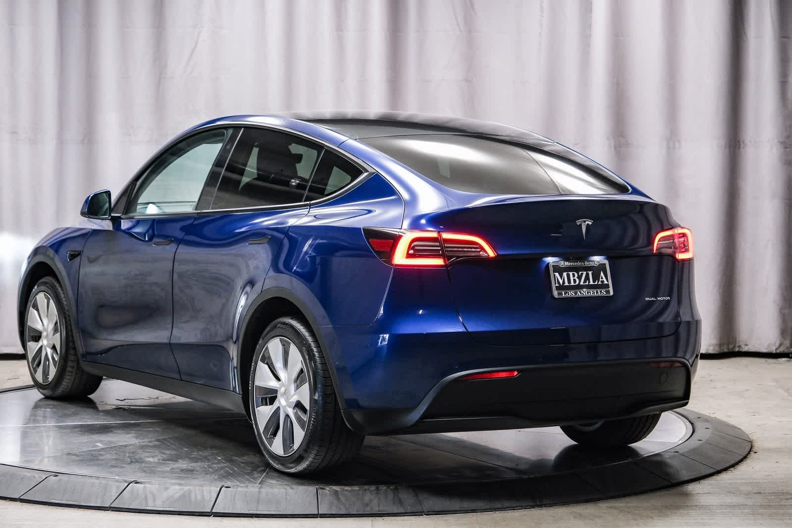Used 2022 Tesla Model Y Long Range with VIN 7SAYGDEE9NA007290 for sale in Los Angeles, CA