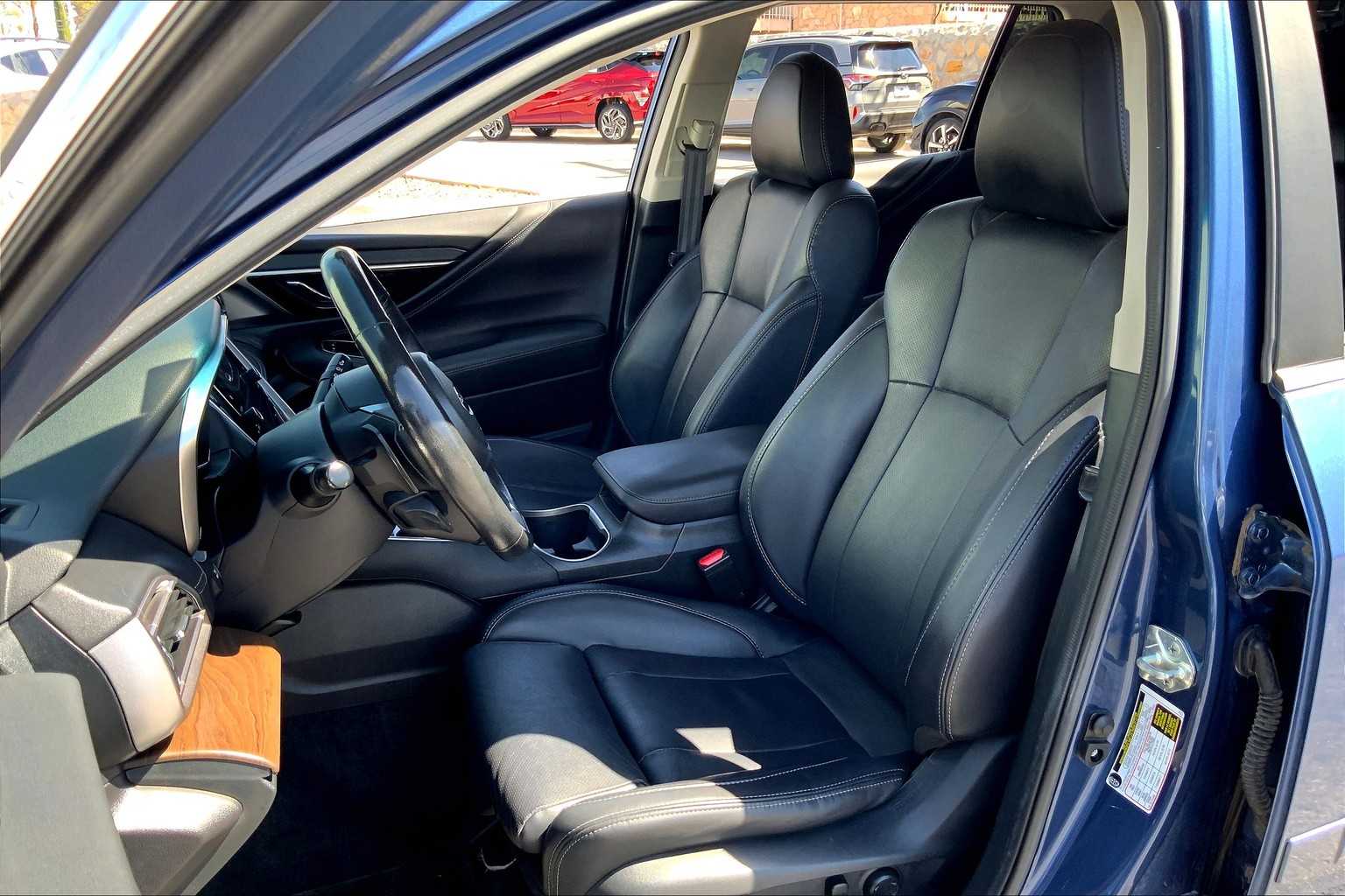 2021 Subaru Outback Limited photo 7