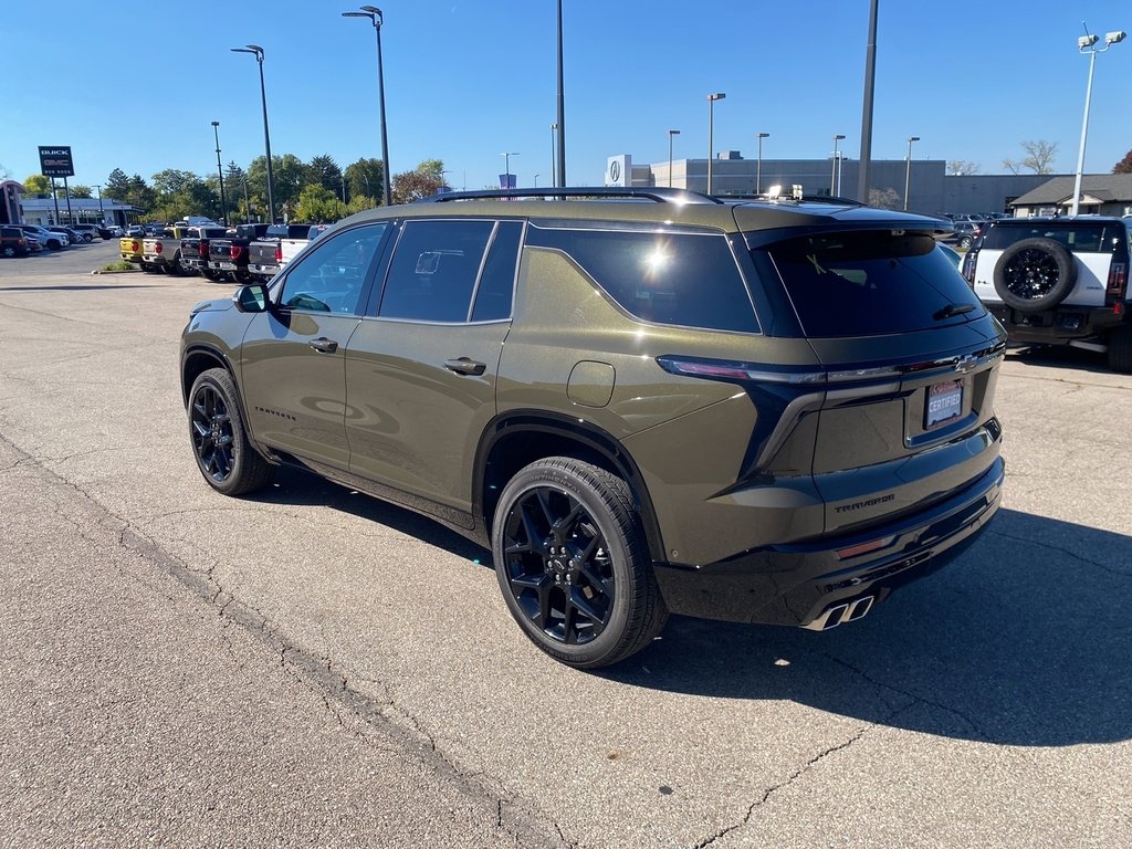 2024 Chevrolet Traverse RS photo 2