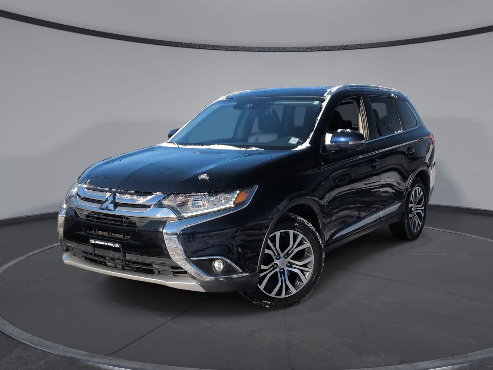 2017 Mitsubishi Outlander SEL's photo