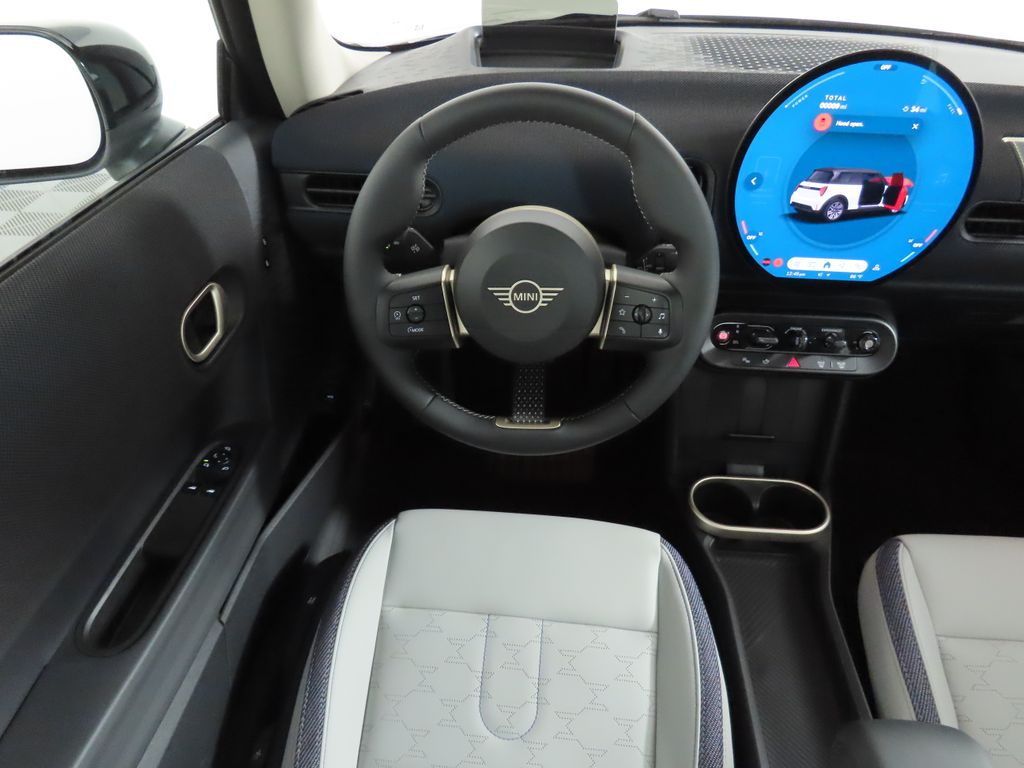 2025 Mini Cooper 2 Door Hardtop Signature photo 11