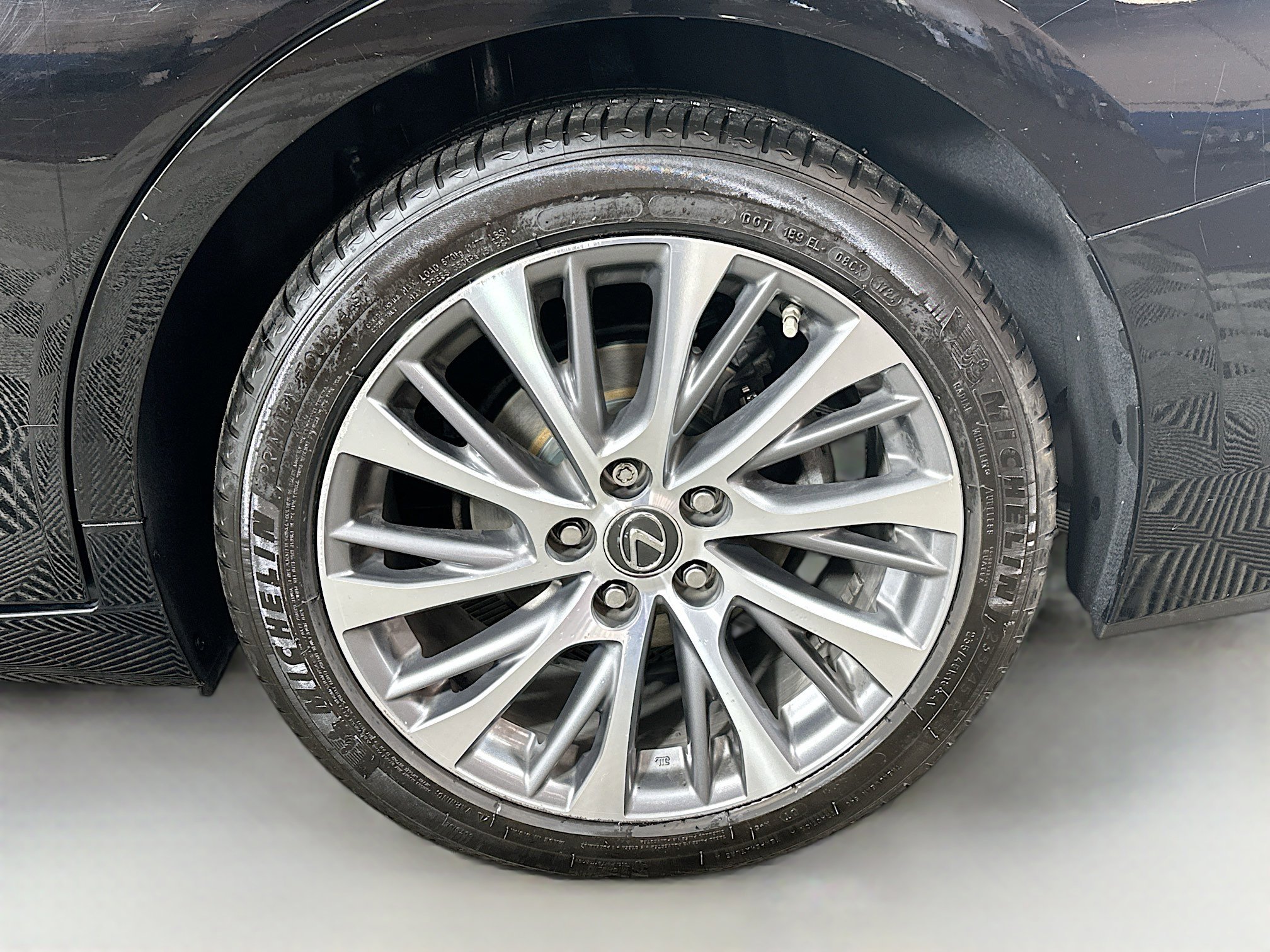 2019 Lexus ES 350 photo 28