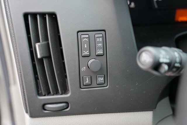 2006 CADILLAC STS - Image 13