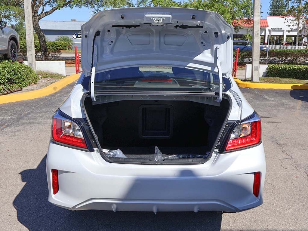 2024 Mitsubishi Mirage G4 ES LE Black Edition photo 16