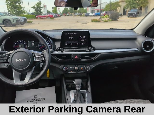 2024 Kia Forte LXS photo 2