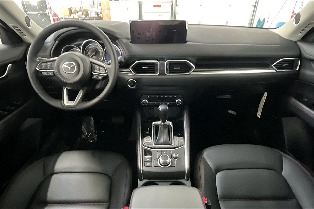 2025 MAZDA CX-5 - Image 4