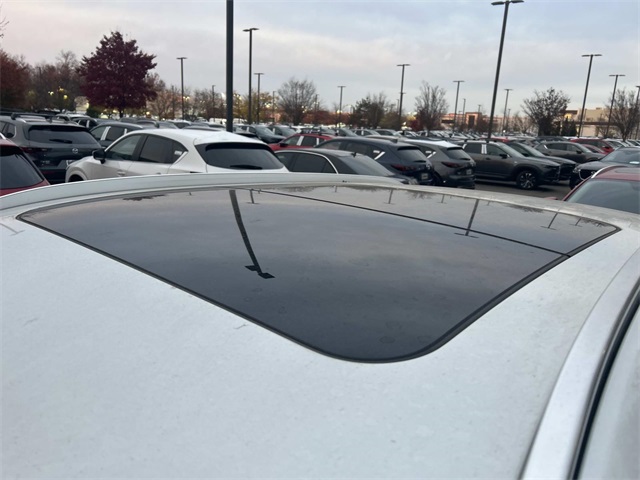 2023 Mazda CX-50 2.5 Preferred Plus photo 2