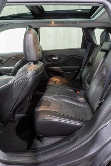 2022 Jeep Cherokee Limited photo 10