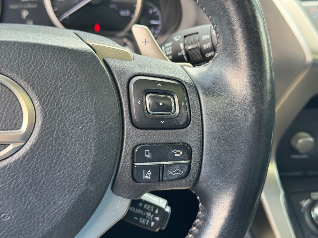 2019 Lexus NX 300h Luxury photo 31