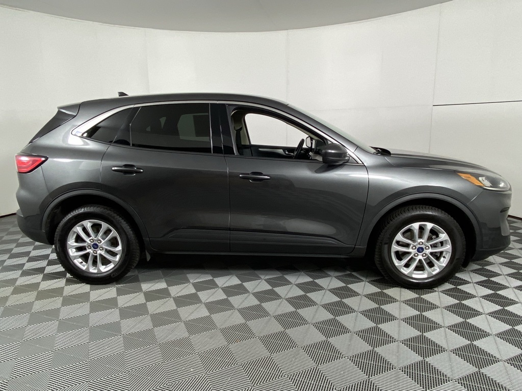 2020 Ford Escape SE photo 11