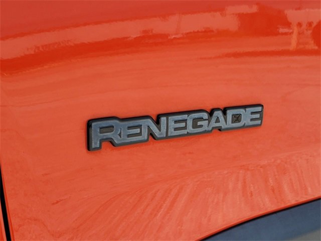 2017 Jeep Renegade Latitude North Edition photo 10