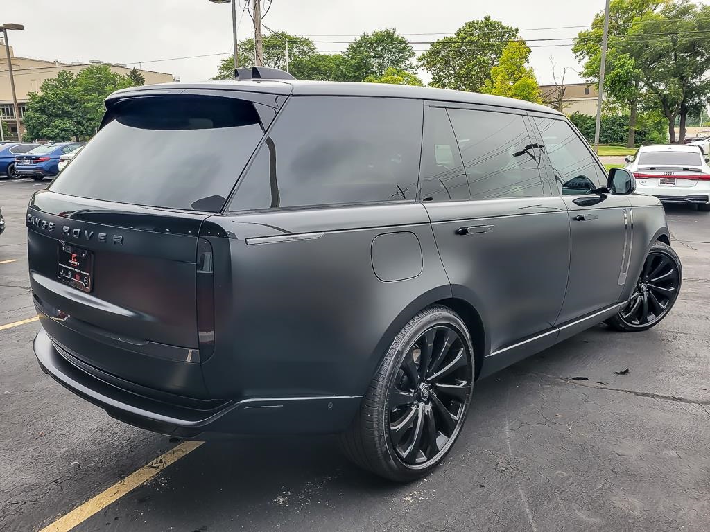 2025 Land Rover Range Rover Autobiography photo 7