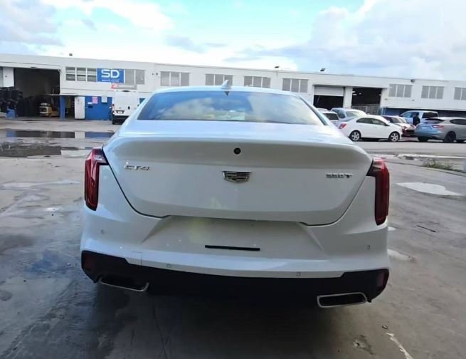 2024 Cadillac CT4 Luxury photo 3