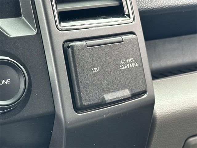 2020 Ford F-150 XLT photo 22