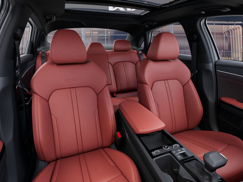 2025 Kia K5 GT-Line photo 14