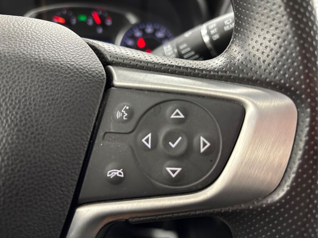 2023 Gmc Acadia SLE photo 22
