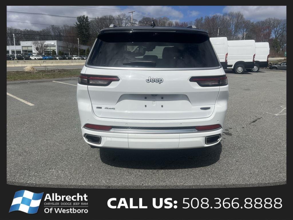 2023 Jeep Grand Cherokee L Summit photo 4