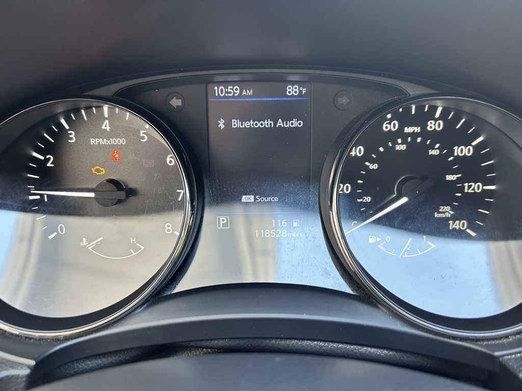 2020 Nissan Rogue Sport S photo 7
