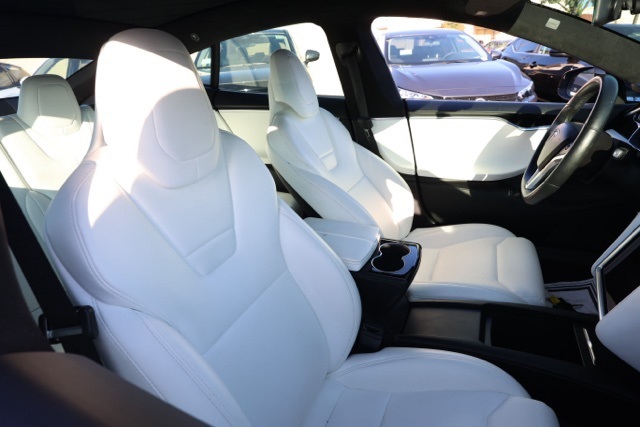 2017 Tesla Model S 75D photo 17
