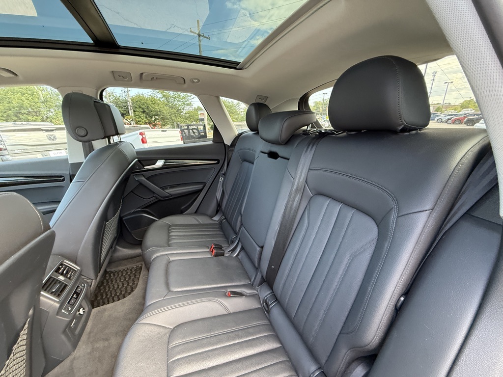 2019 Audi Q5 2.0T Premium Plus photo 22