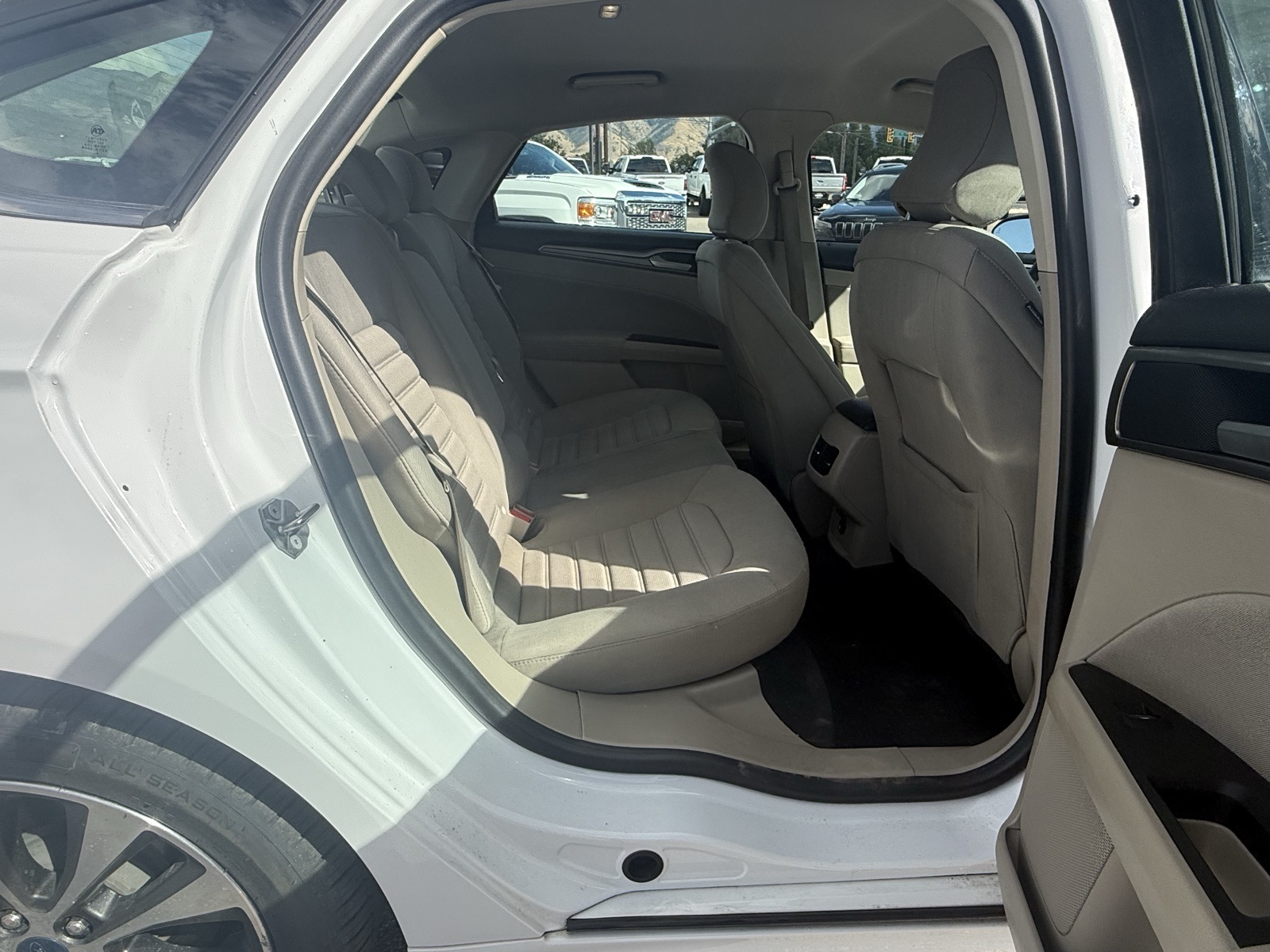 2019 Ford Fusion SE photo 10
