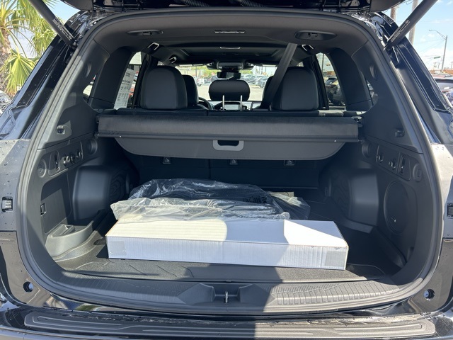 2025 Subaru Forester Touring photo 5