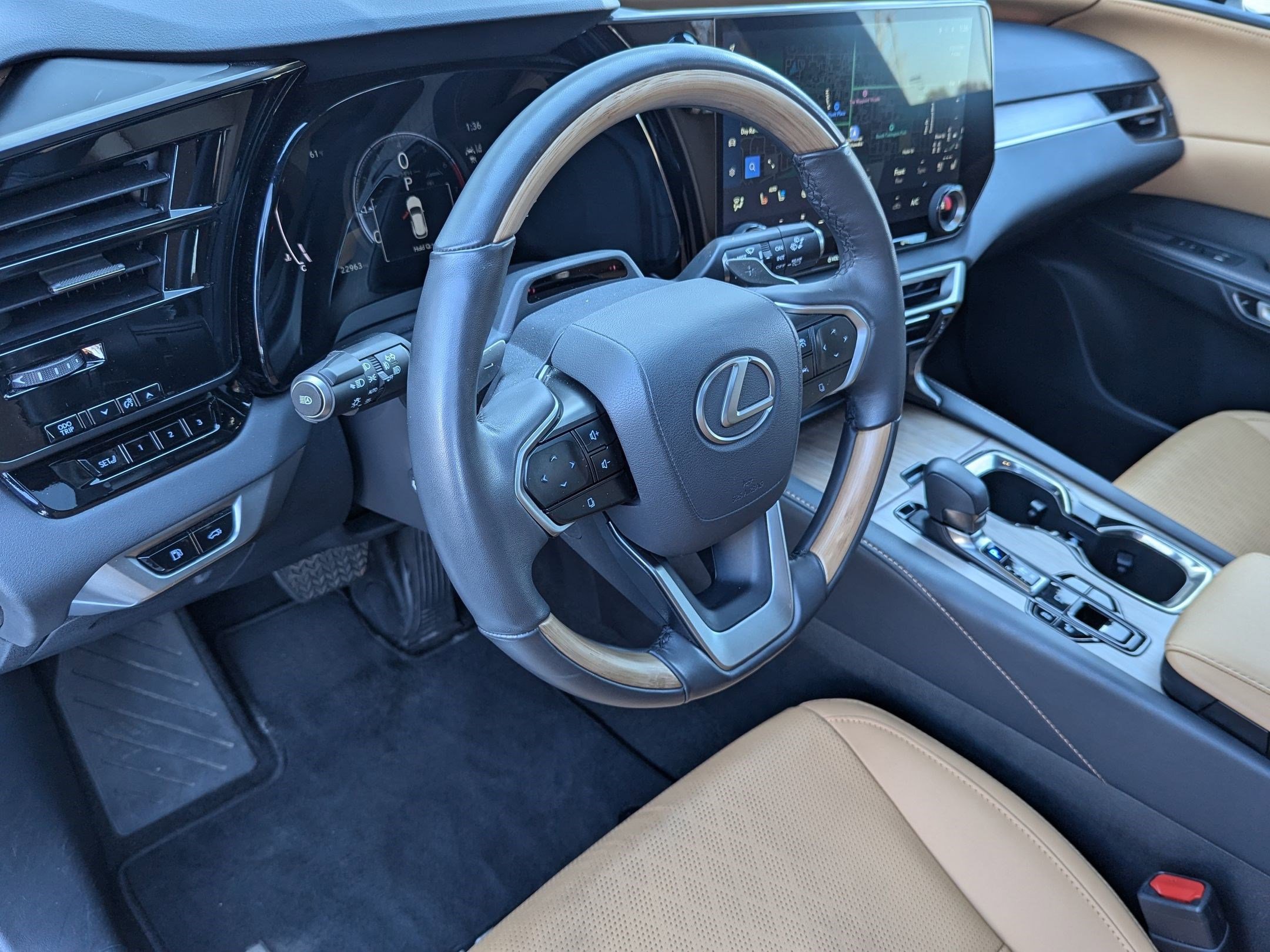 2024 Lexus RX 350 photo 4