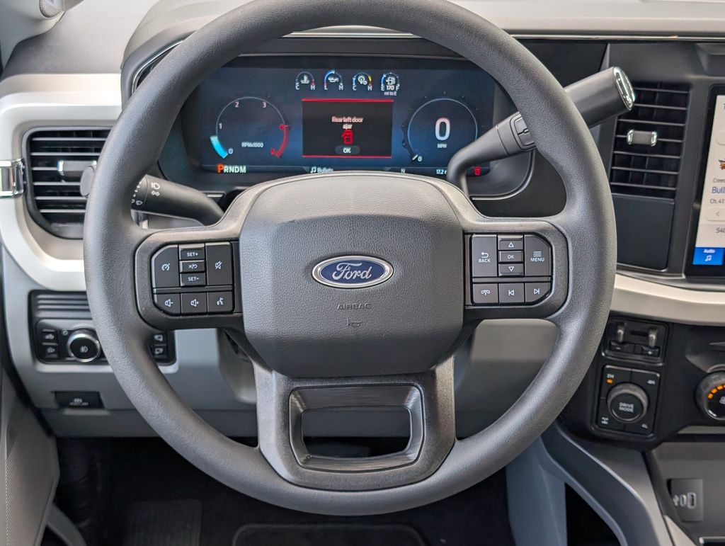 2026 Ford F-250 XLT photo 17