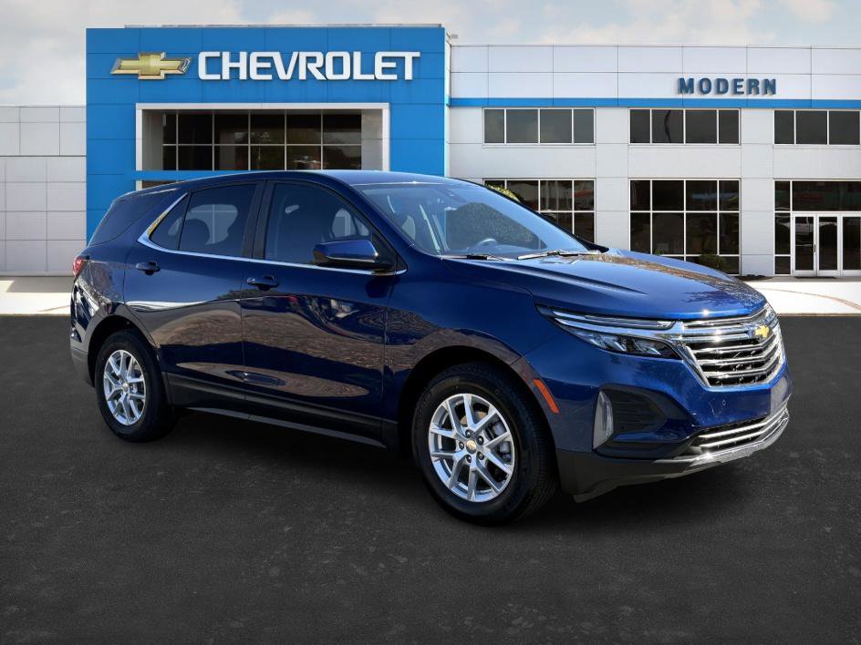 2022 Chevrolet Equinox LT photo 3