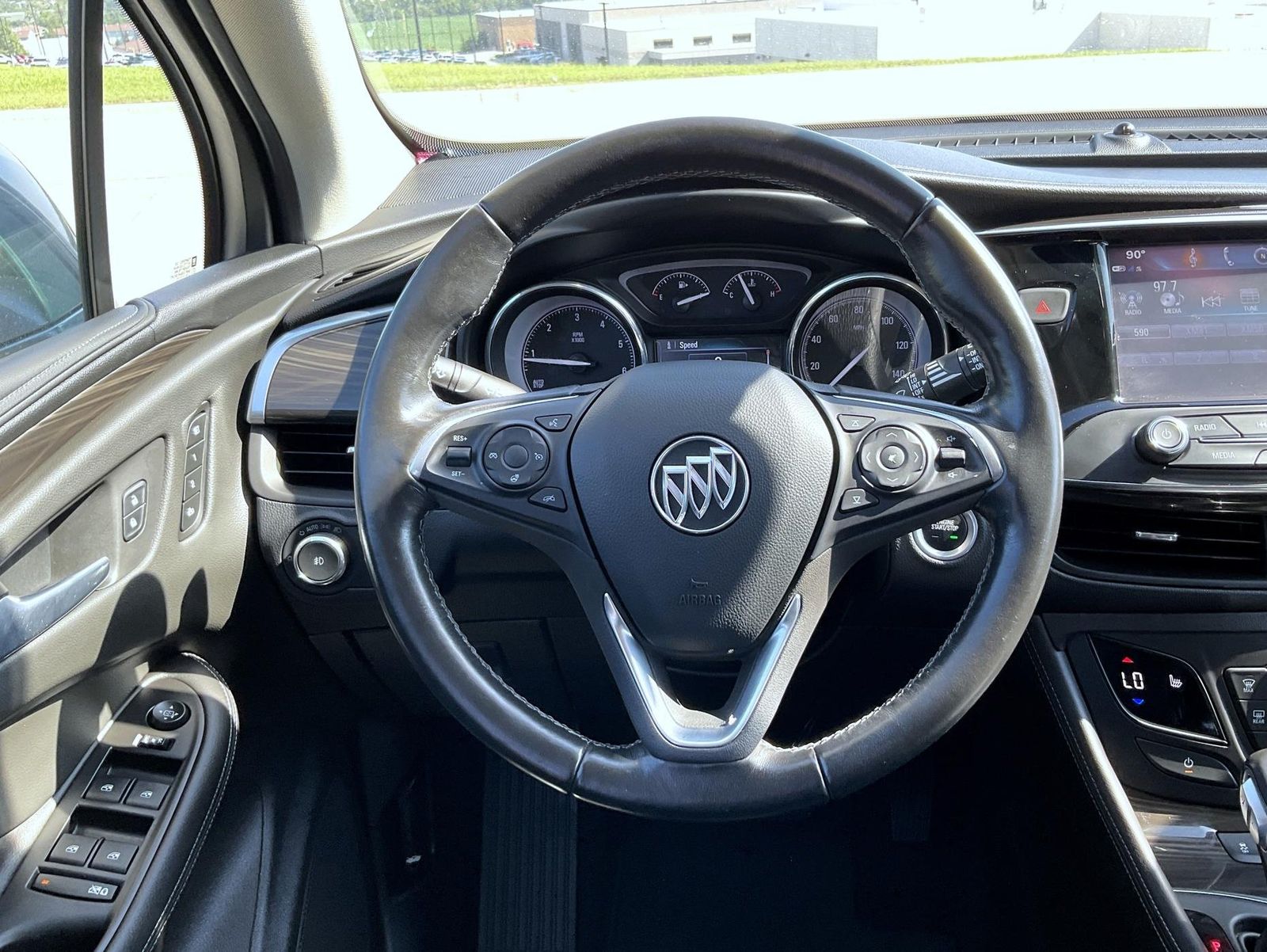 2019 Buick Envision Essence photo 11