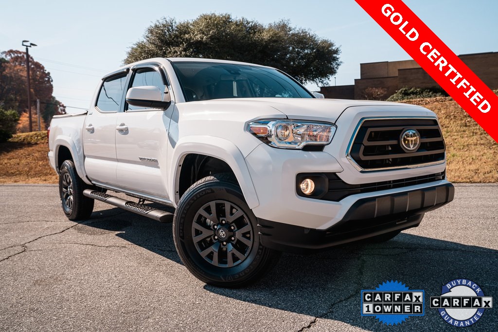 2023 Toyota Tacoma SR5's photo