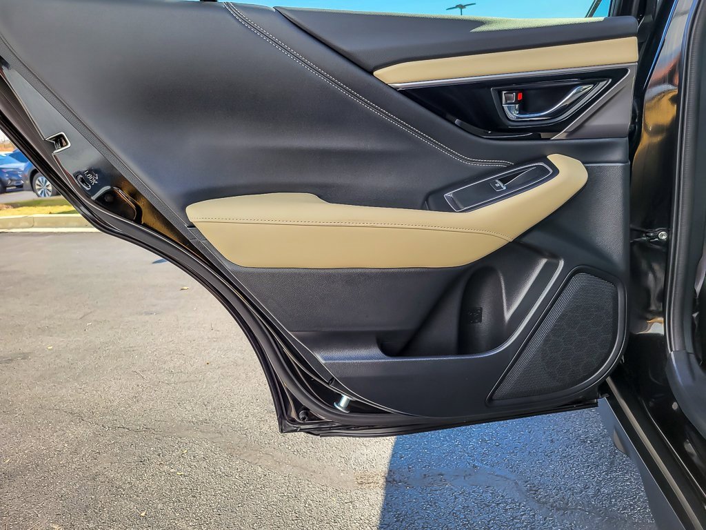 2024 SUBARU OUTBACK - Image 17