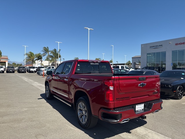 2022 Chevrolet Silverado 1500 High Country photo 5