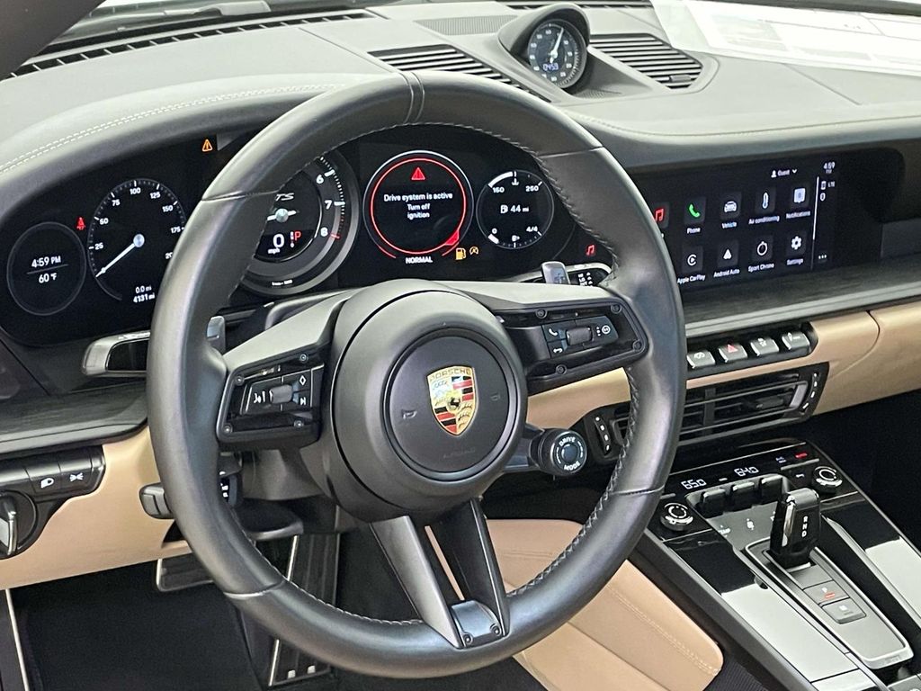 2022 Porsche 911 Targa 4 GTS photo 4