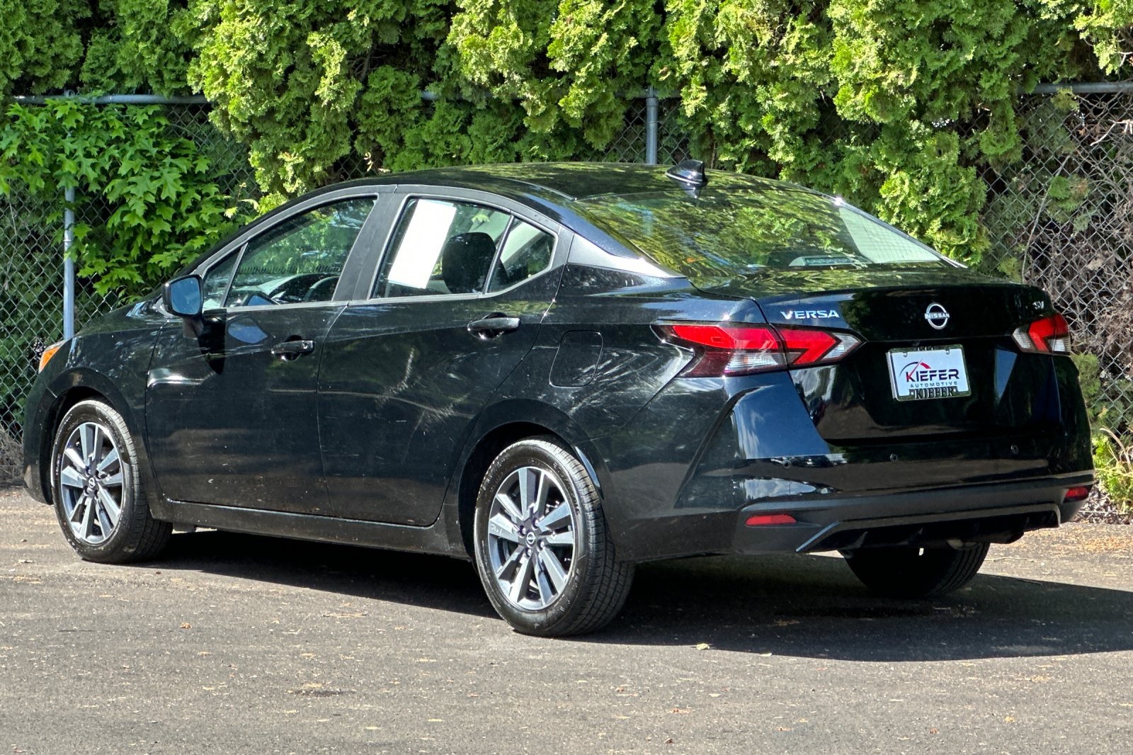 2023 Nissan Versa 1.6 SV photo 6