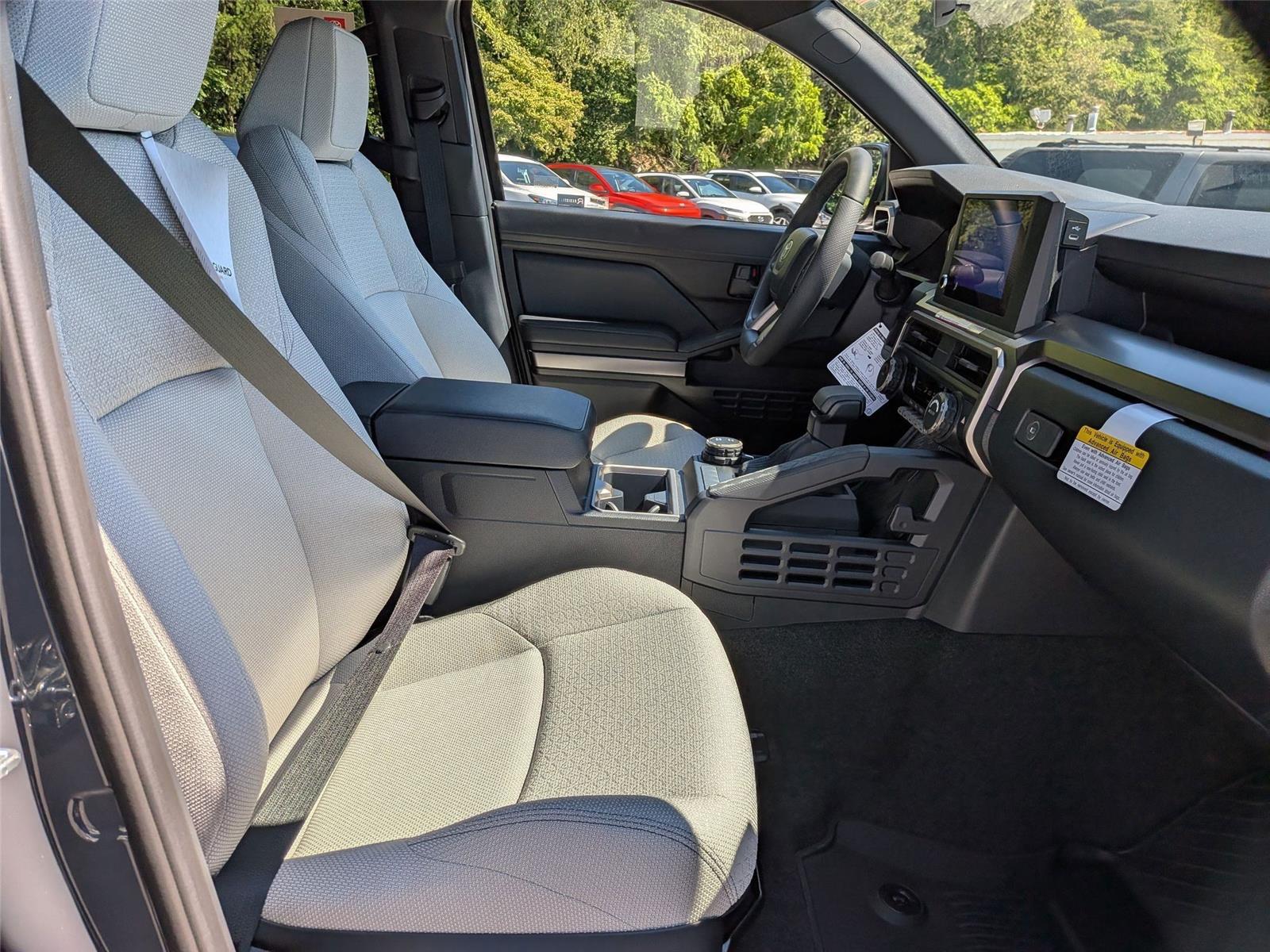 2025 Toyota 4Runner SR5 photo 33