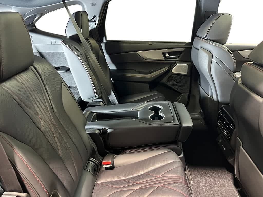 2026 Acura MDX SH-AWD A-Spec Advance photo 28