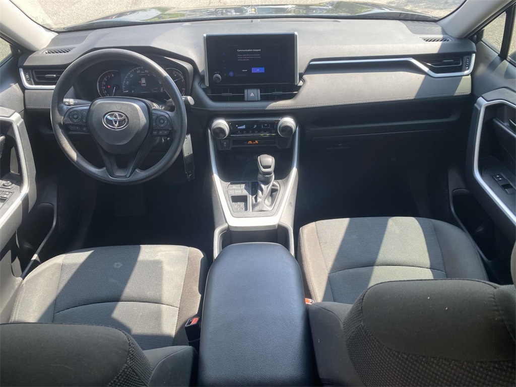 2023 Toyota RAV4 LE photo 9