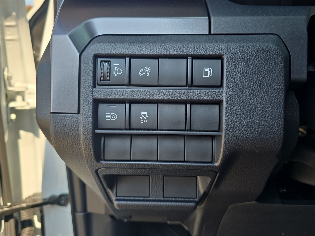 2025 Toyota 4Runner SR5 4WD photo 20